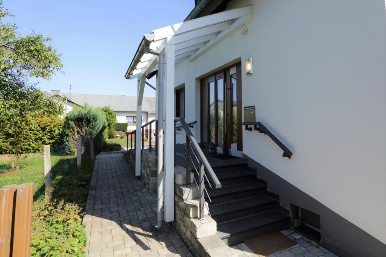 Ferienhaus Daeschinger Der Goldene Mond Mastershausen Eksteriør billede
